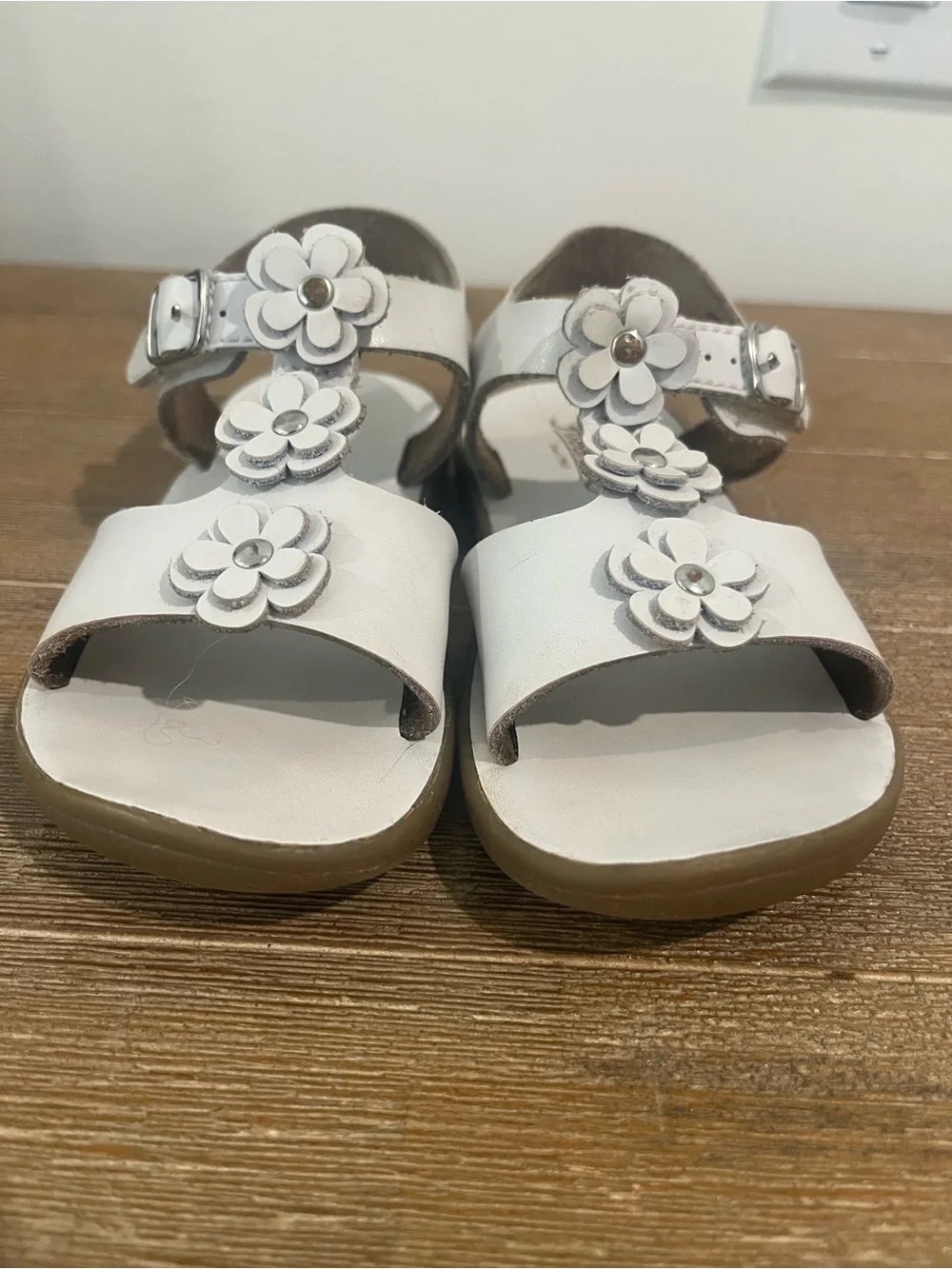 FootMates White Floral T-Strap Kids Sandals
